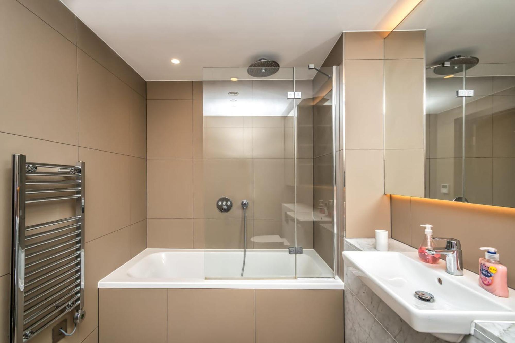Luxury 2 Bedroom Apartment In Tower Hill Λονδίνο Εξωτερικό φωτογραφία